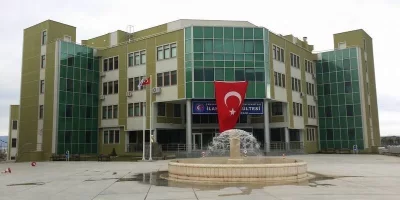 18 Mart Üniversitesi İlahiyat Fakültesi